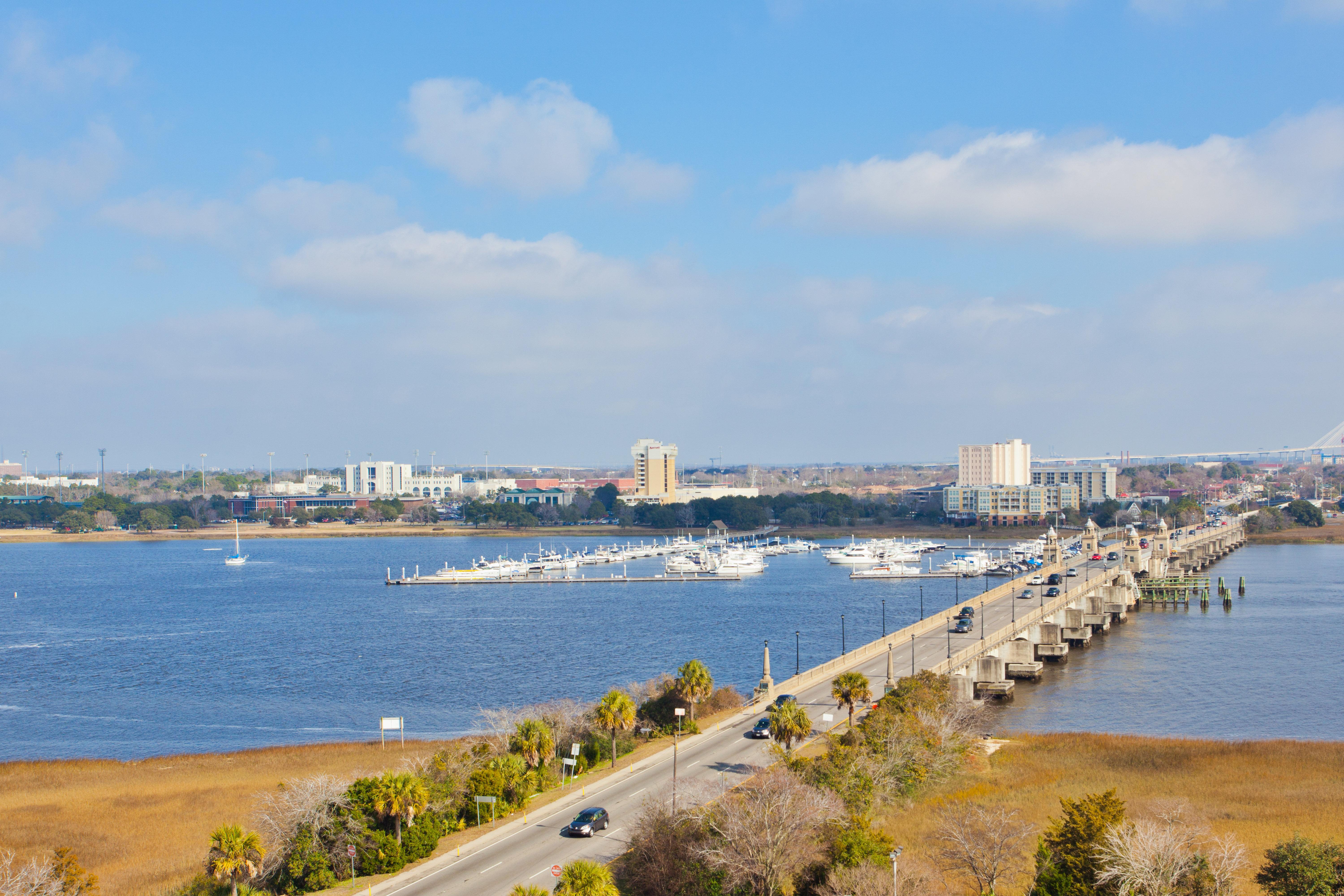 Holiday Inn Charleston-Riverview By Ihg Extérieur photo