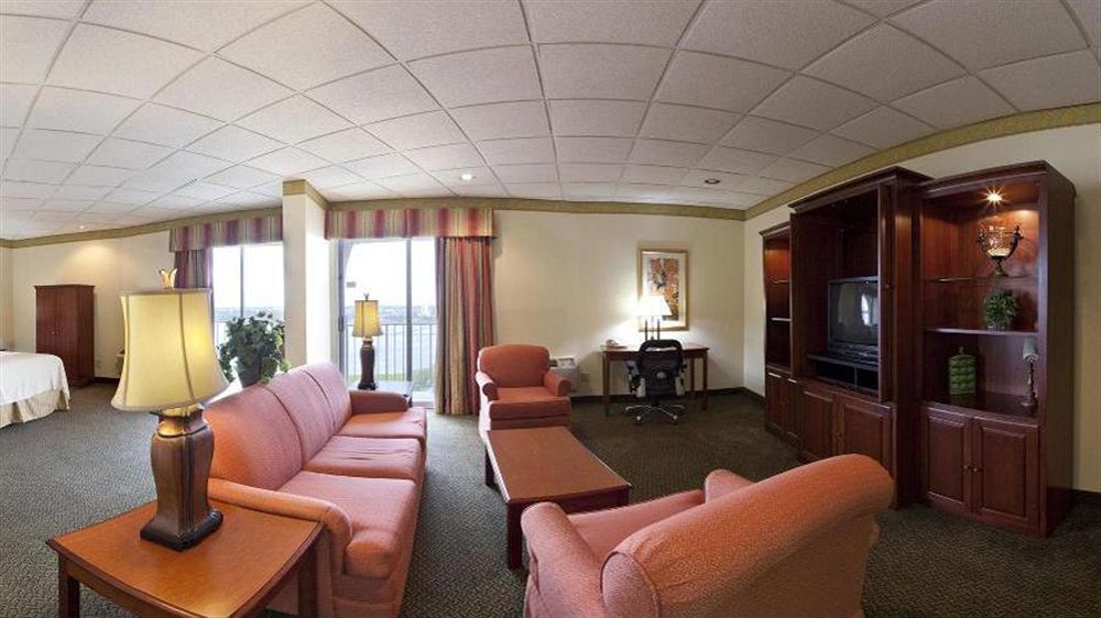 Holiday Inn Charleston-Riverview By Ihg Extérieur photo