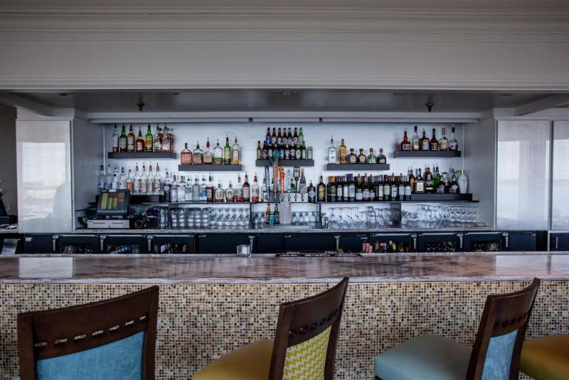 Holiday Inn Charleston-Riverview By Ihg Extérieur photo